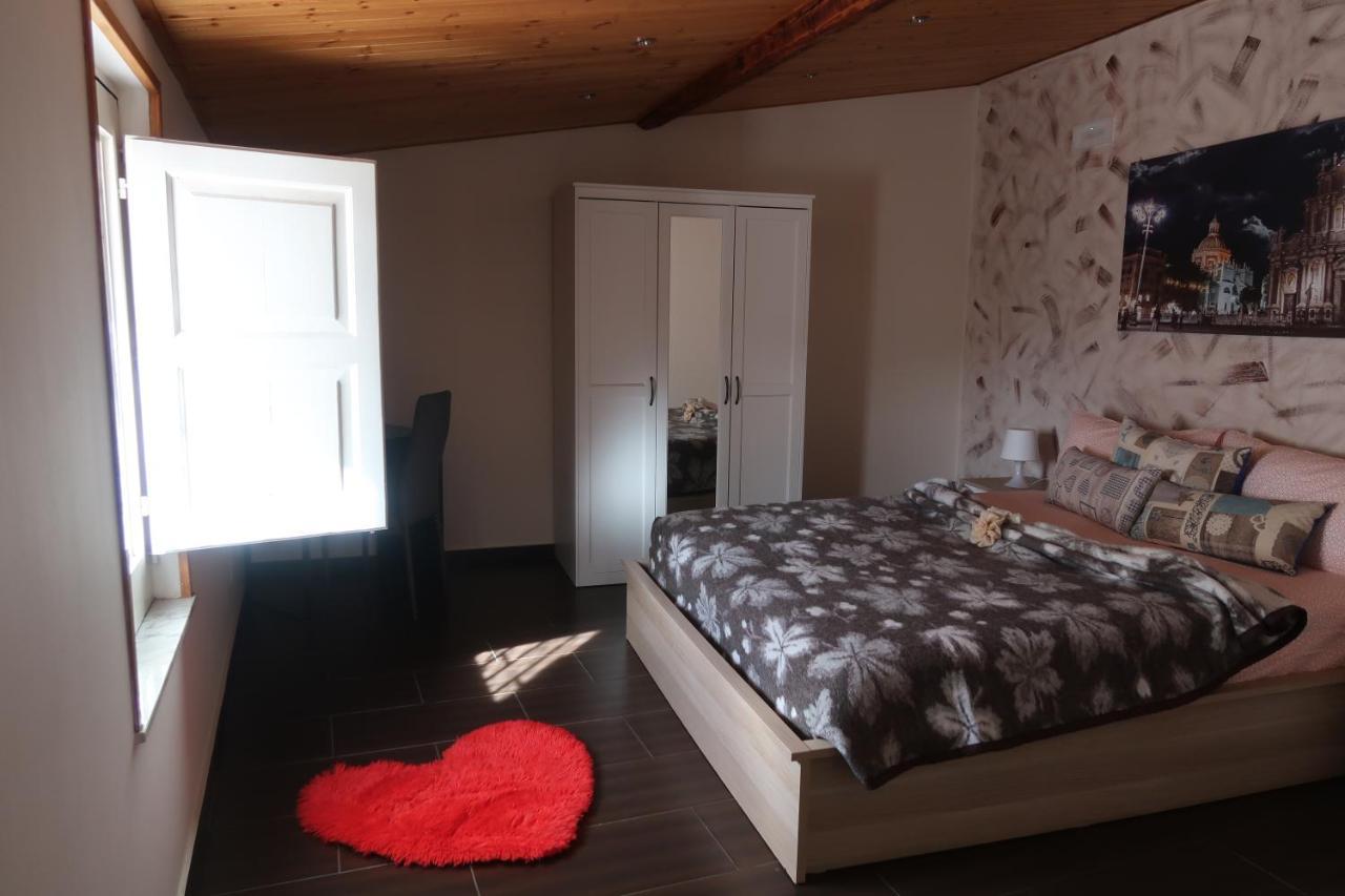 ניקולוסי Casa Vacanze Mongibello מראה חיצוני תמונה